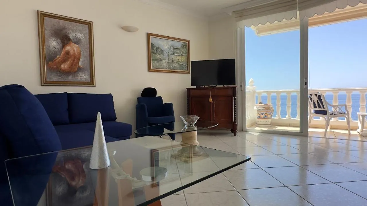Apartment 1St Line Sea View & Rooftop - Arena Puerto de Santiago  Spain