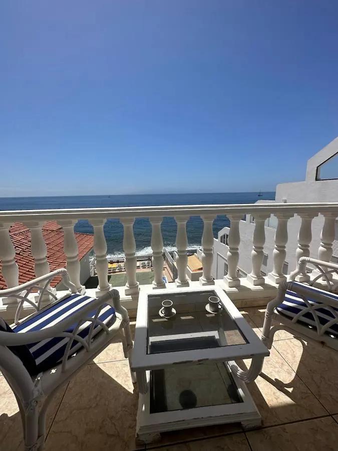 Apartment 1St Line Sea View & Rooftop - Arena Puerto de Santiago